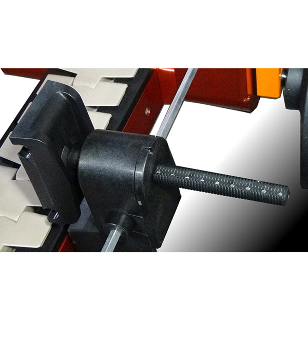 Interlinking guide rail